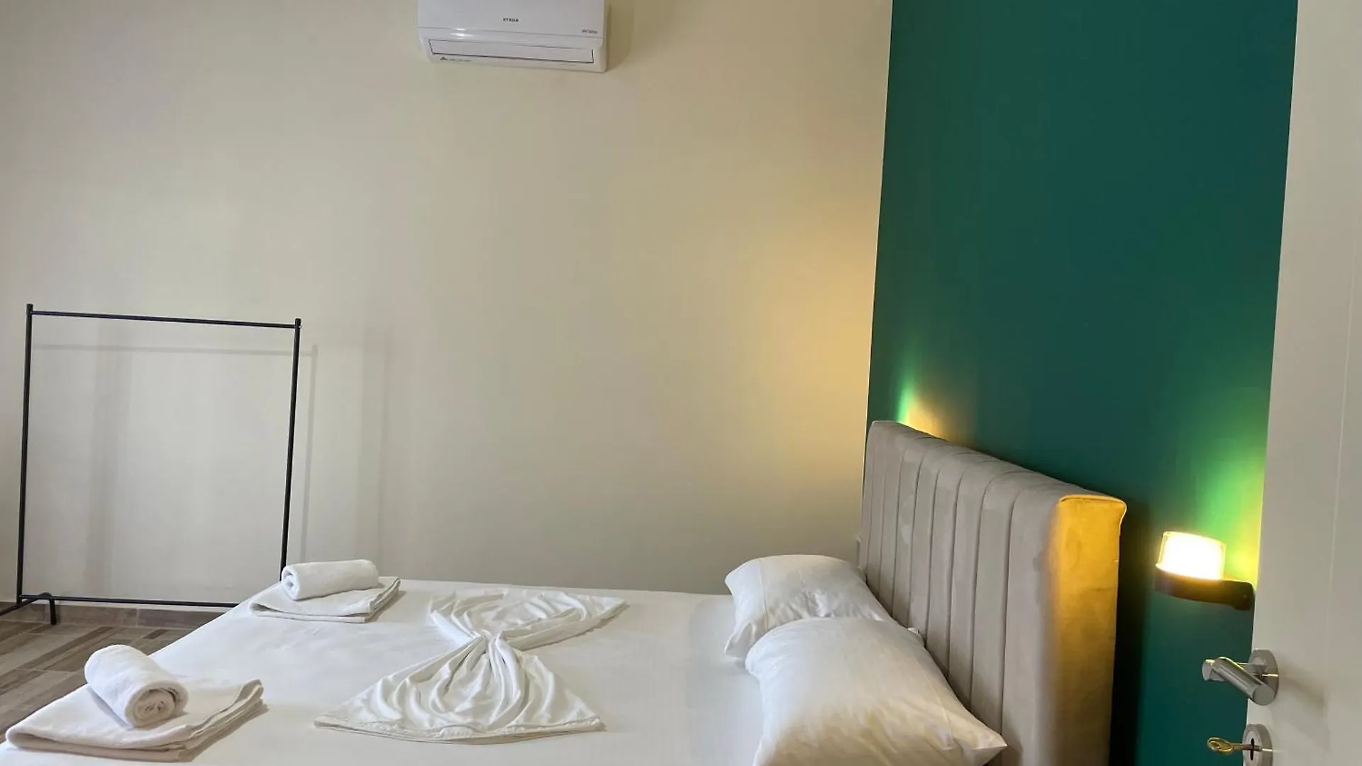 Grandfather Superior Apartment Berat