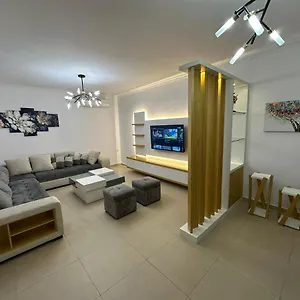 Elby Apartamento