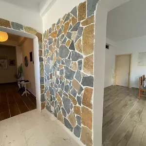 Hostel Elena, Berat